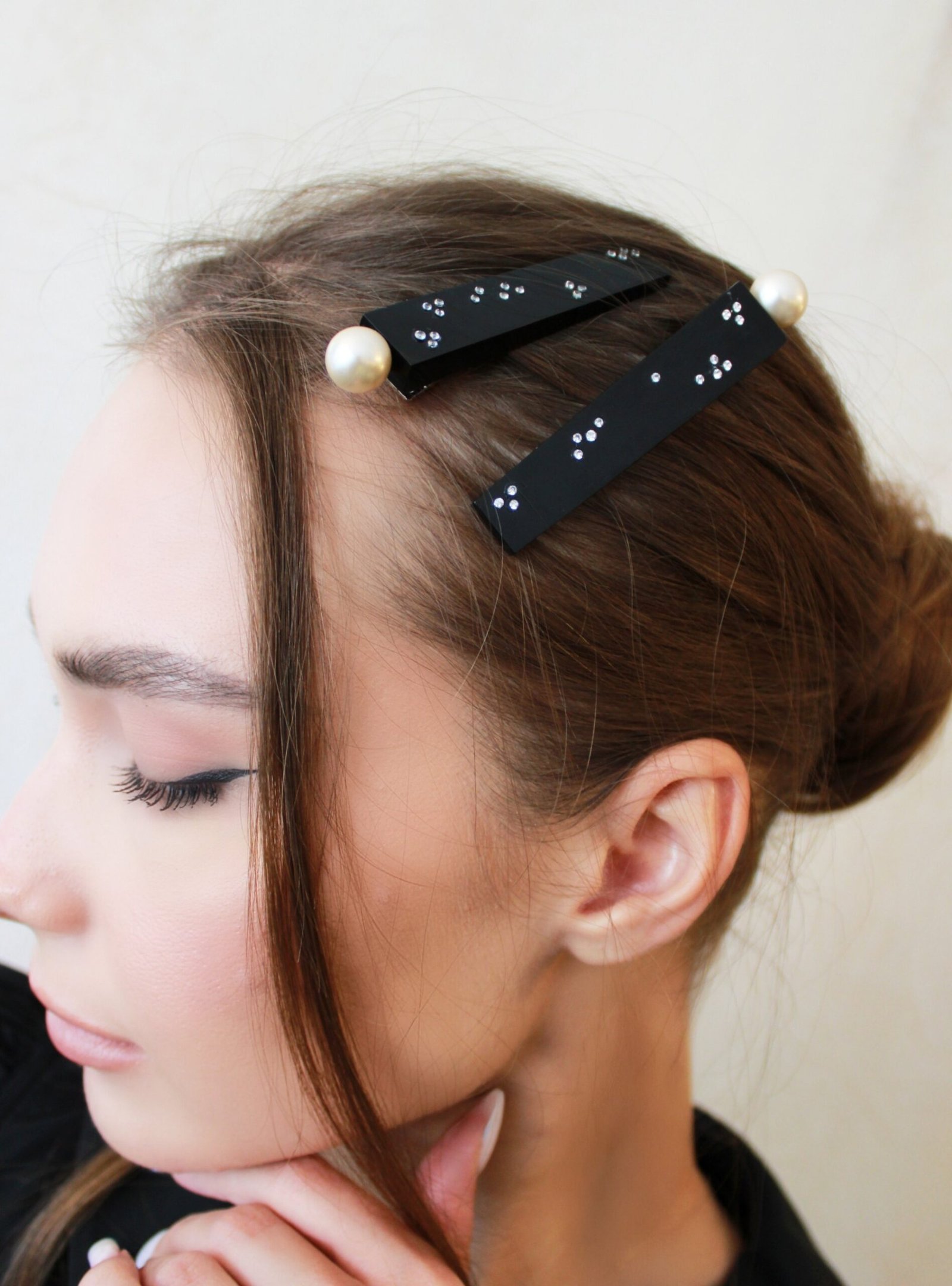 Mono Hair Clips - Image 6