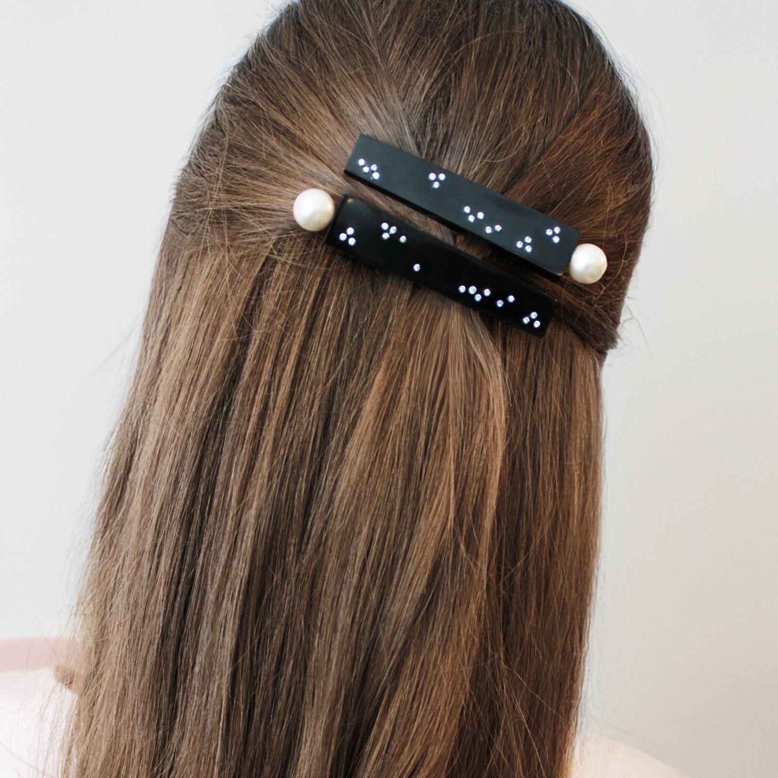 Mono Hair Clips - Image 2